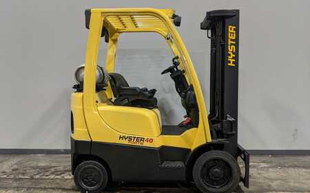 Propane Forklifts 2008  Hyster s40ft (1) 