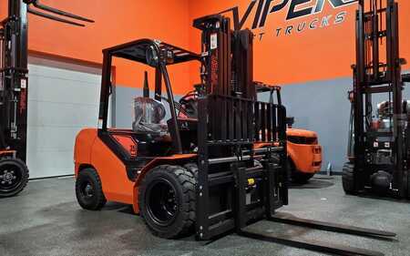 Diesel Forklifts 2024  Viper FD35 (4)