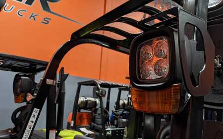 Propane Forklifts 2024  Viper FY15 (18)