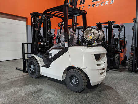 Propane Forklifts 2024  Viper FY30 (18)
