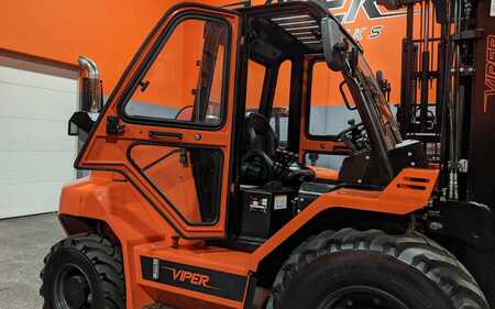Diesel Forklifts 2024  Viper RT80 (24) 