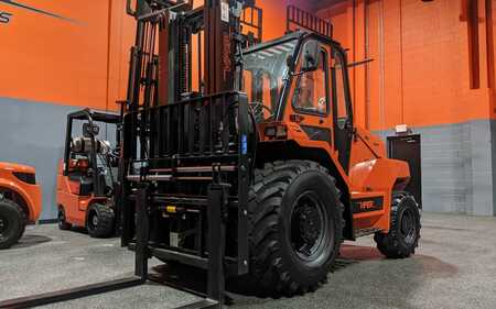 Diesel Forklifts 2024  Viper RT80 (26) 