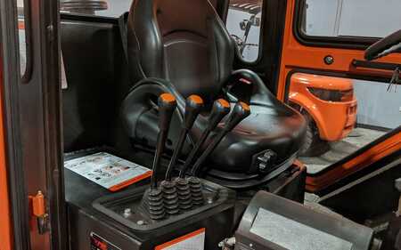 Diesel Forklifts 2024  Viper RT80 (36) 