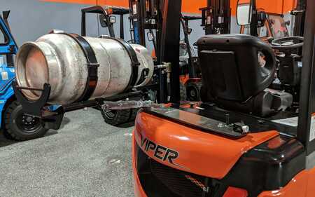 Propane Forklifts 2024  Viper FY18 (10)