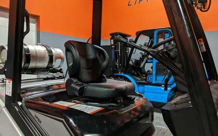 Propane Forklifts 2024  Viper FY35 (13)
