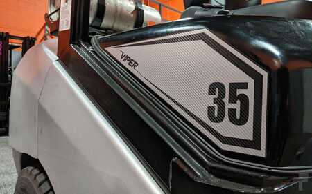 Propane Forklifts 2024  Viper FY35 (9)