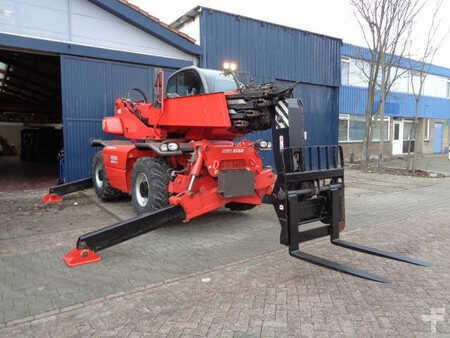 Telescopic forklift rigid 2008  Manitou MRT 2150 (9)