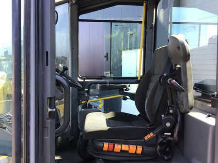 Dieseltrukki 2007  Kalmar DCE80-6 (8)