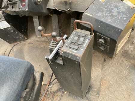 Chariots élévateurs diesel 1994  Hyster H48.00C (37)