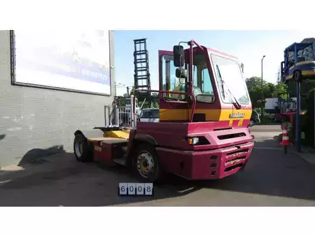 Trator de terminal 2015  Terberg YT182 terminal trekker (3)