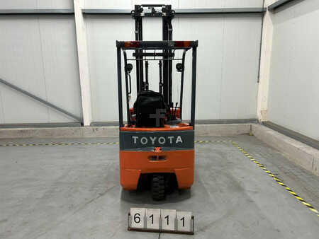Eléctrico - 4 rodas 2008  Toyota 7FBEST15 (19)