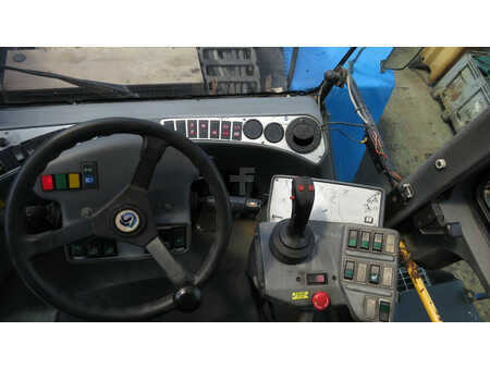 Reachstackers 2004  Kalmar Contmaster DRS4531-S5 (10)