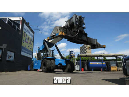 Reachstackers 2004  Kalmar Contmaster DRS4531-S5 (33)