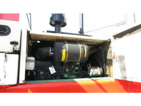 Dieseltruck 1996  Svetruck 30120/46 (26)