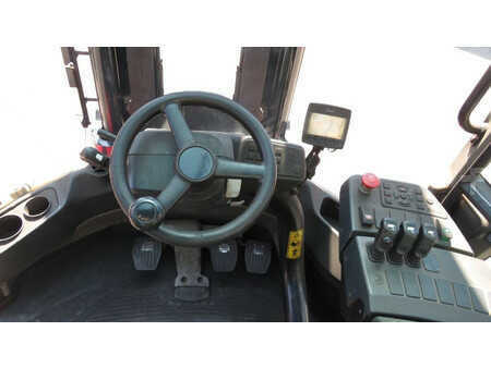 Sähkö - 4 pyör 2018  Kalmar ECG80-6 (12)