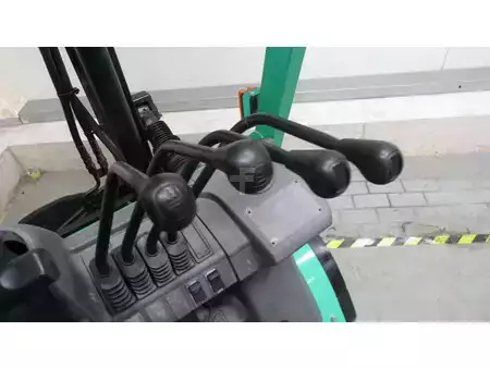 Gasoltruck 2018  Mitsubishi FG35NT (12)