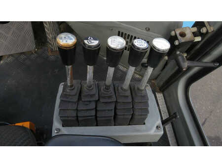 Dieseltrukki 2012  SMV Konecranes 10-750B (19)