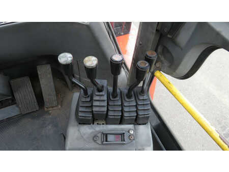 Diesel truck 2011  Kalmar DCE 160-12 (9)