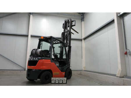 Gasoltruck 2021  Toyota 02-8FGF25 (12)