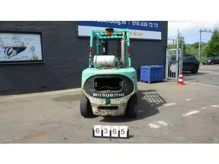 Carrelli elevatori GPL 2003  Mitsubishi FG40K (14)