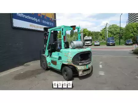Carrelli elevatori GPL 2003  Mitsubishi FG40K (15)