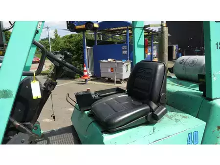 Carrelli elevatori GPL 2003  Mitsubishi FG40K (5)