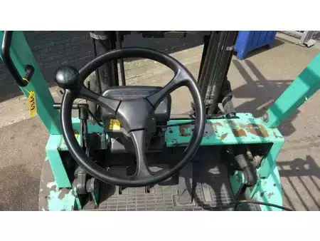 Carrelli elevatori GPL 2003  Mitsubishi FG40K (6)