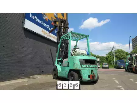 Gasoltruck 2000  Mitsubishi FG25 (10)