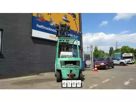 Gasoltruck 2000  Mitsubishi FG25 (11)