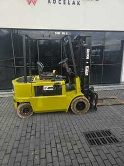 Elektro čtyřkolový VZV 2002  Clark CEM 30S (3)