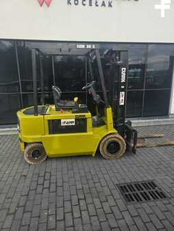 Elektro čtyřkolový VZV 2002  Clark CEM 30S (8)