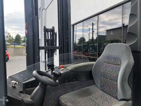 Chariots à mât rétractable 2003  Still FM 14 (6)