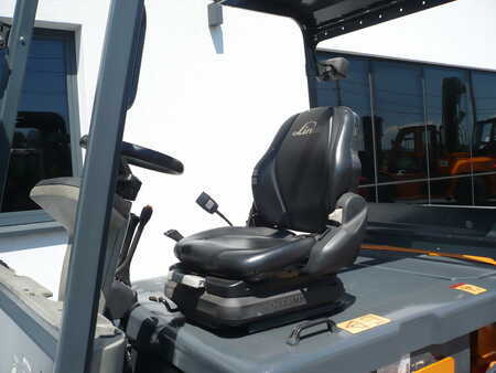 El truck - 4 hjulet 2004  Still RX 60-45 (8)