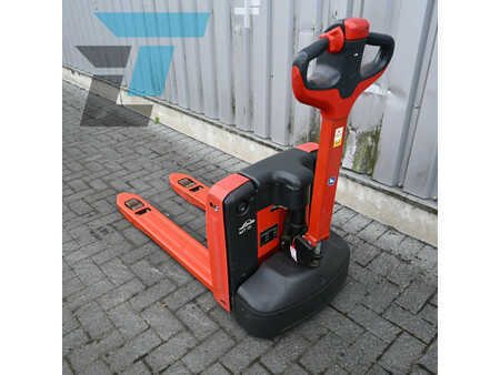 Nízkozdvižný vozík 2021  Linde MT15 Elektrische pallet wagen (3)