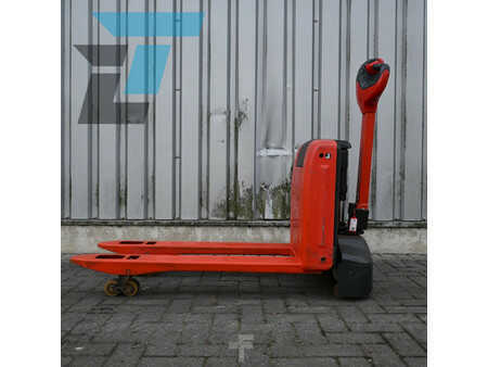 Nízkozdvižný vozík 2021 Linde MT15 Elektrische pallet wagen (4)