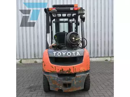 Gas gaffeltruck 2015  Toyota 02-8FGF25 LPG Heftruck (7)