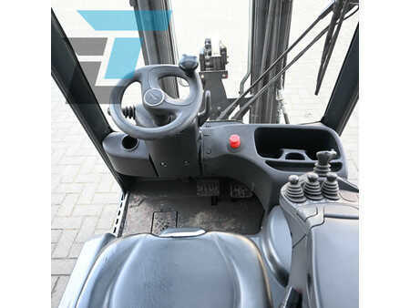 Elektro čtyřkolový VZV 2017  Linde E16-02 Elektrische heftruck (13)