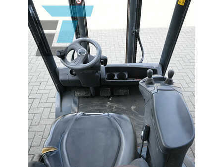 LPG VZV 2016  Linde Linde H25T-02 LPG Heftruck (12)