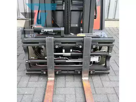 Elektro 4 Rad 2019  Linde E16PH-02 Elektrische heftruck (13)