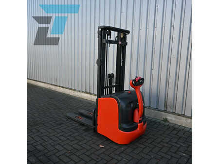 Ledstaplare gå 2011  Linde L16 Elektrische stapelaar (3)