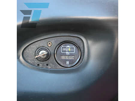 Ledstaplare gå 2011  Linde L16 Elektrische stapelaar (7)