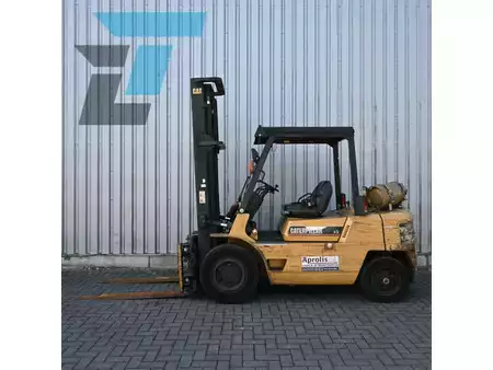 LPG VZV 2000  CAT Lift Trucks GPL40 LPG Heftruck (1)