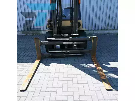 LPG VZV 2000  CAT Lift Trucks GPL40 LPG Heftruck (12)