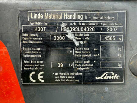 Gázüzemű targoncák 2007  Linde H30T LPG Heftruck (14)