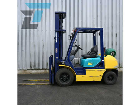 Treibgasstapler 1999 Komatsu FG20HT-12 LPG Heftruck (1)