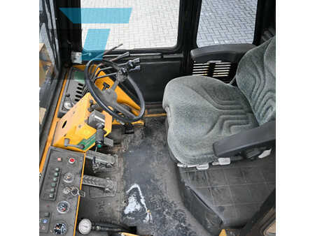 66709_218014411-16.jpg?v=1761539136