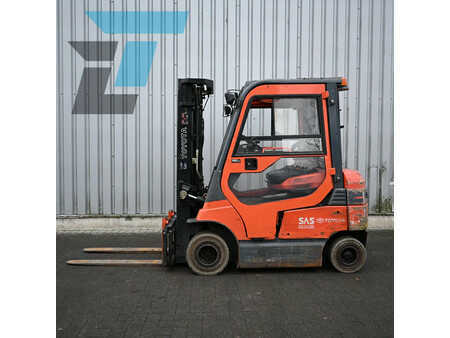 Elektro čtyřkolový VZV 2002  Toyota 7FBH25 Elektrische heftruck (1)