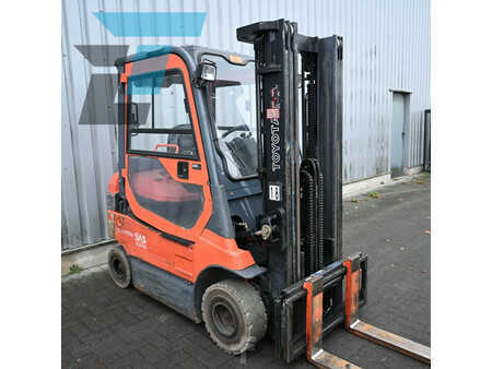 Elektro čtyřkolový VZV 2002  Toyota 7FBH25 Elektrische heftruck (11)