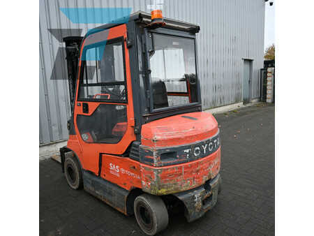 Elektro čtyřkolový VZV 2002  Toyota 7FBH25 Elektrische heftruck (8)