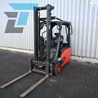 Elektro tříkolové VZV 2019  Linde E20L-02 (12)